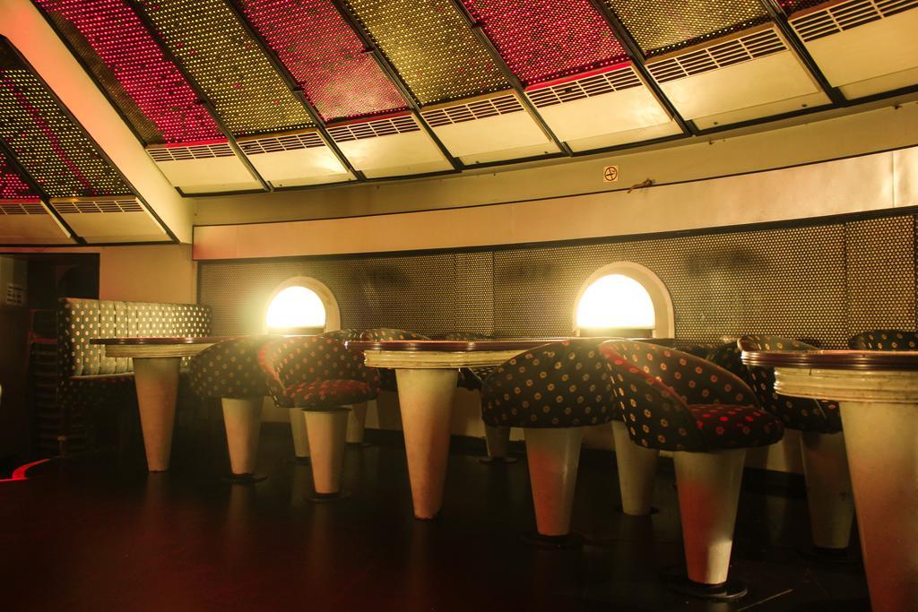 Hotel Supreme Maduraj Zewnętrze zdjęcie