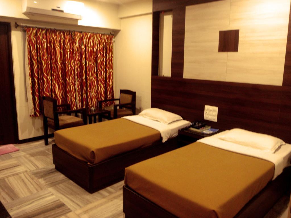 Hotel Supreme Maduraj Pokój zdjęcie