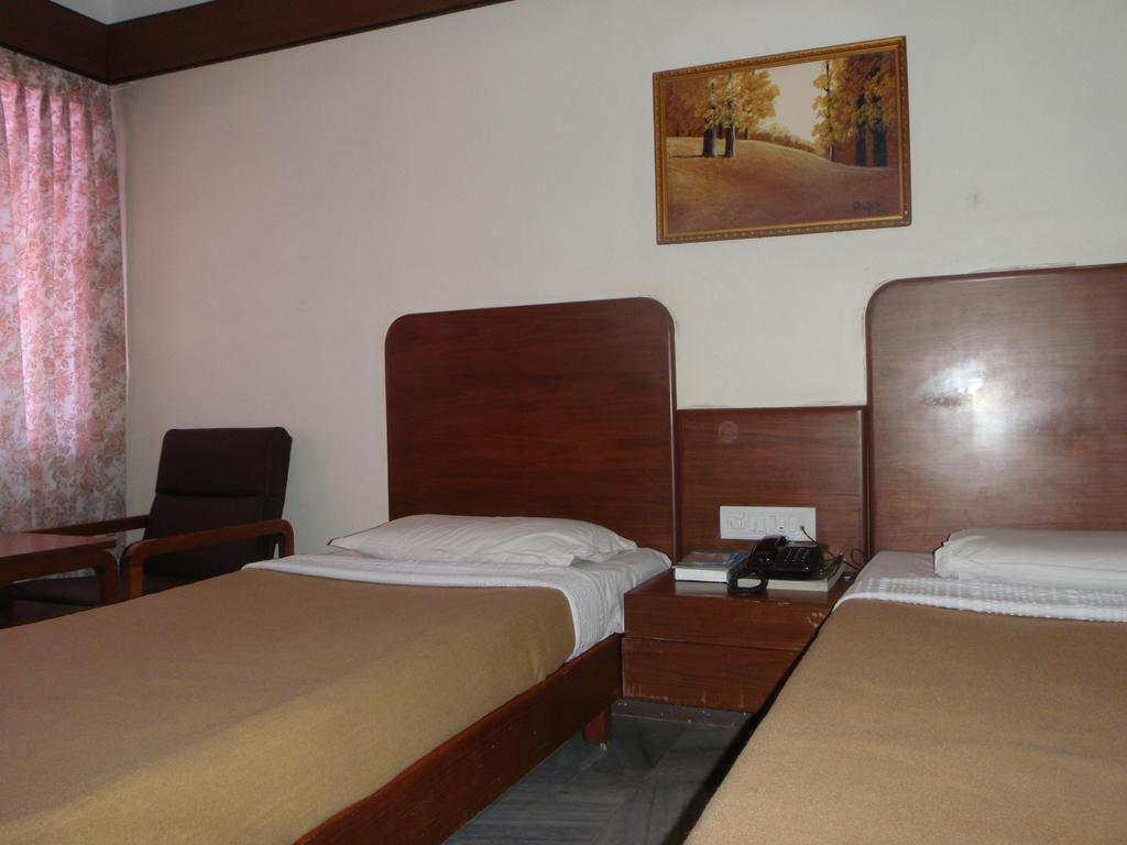 Hotel Supreme Maduraj Pokój zdjęcie