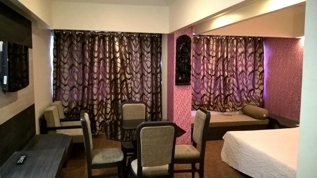 Hotel Supreme Maduraj Zewnętrze zdjęcie