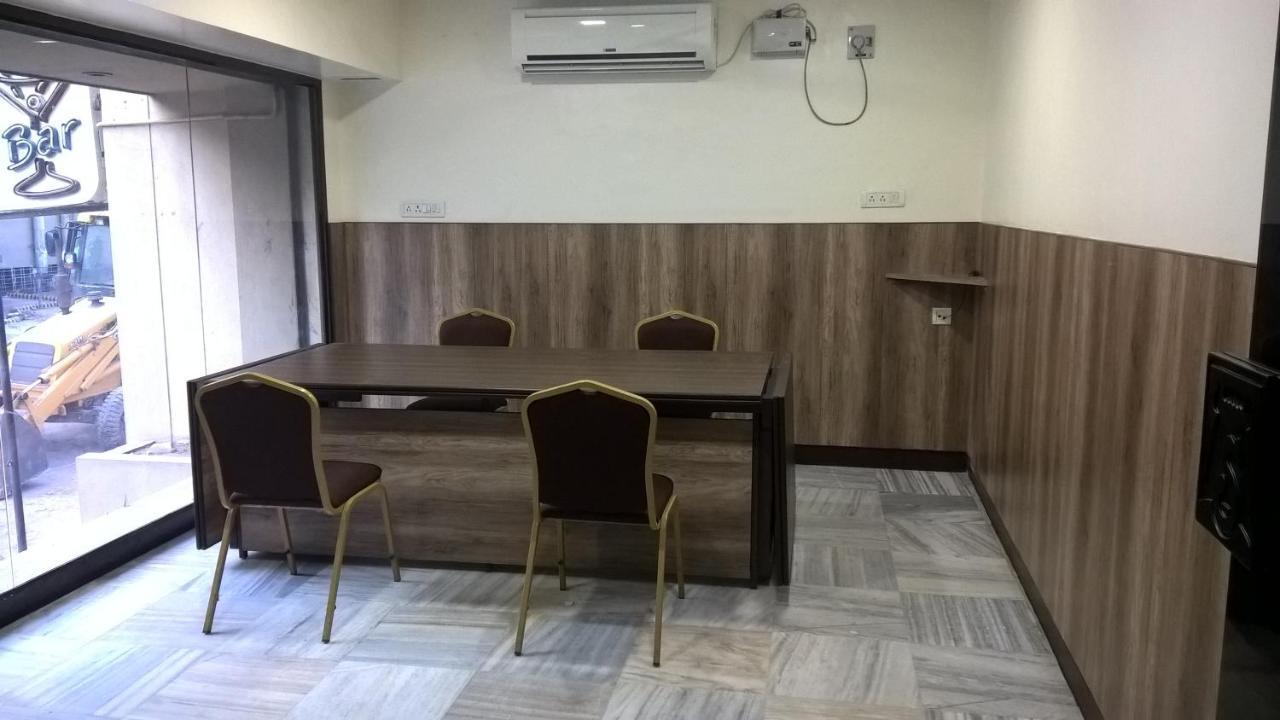 Hotel Supreme Maduraj Zewnętrze zdjęcie